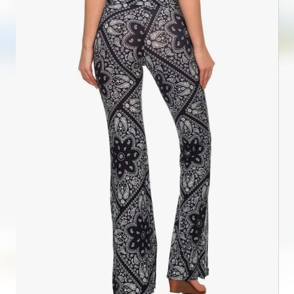 NWT ShoSho Wide Leg High Waist Pant - Navy/White - Picture 7 of 8